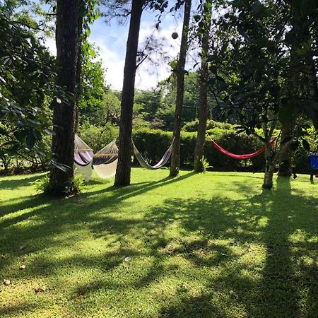 Park Eden Bed & Breakfast Los Llanitos 외부 사진