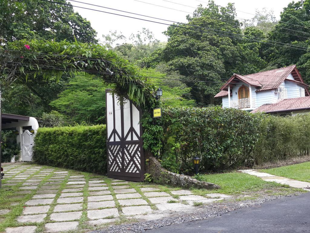 Park Eden Bed & Breakfast Los Llanitos 외부 사진